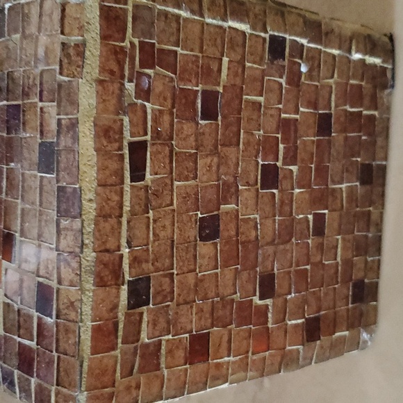 Glass Mosiac Tissue Box - Picture 5 of 5